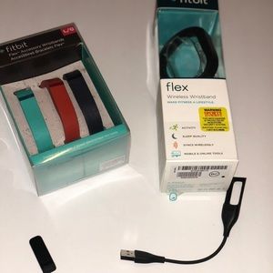 FitBit Flex and Wristband Bundle